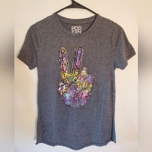 Modern LuxPeace love peace sign womens Tshirt